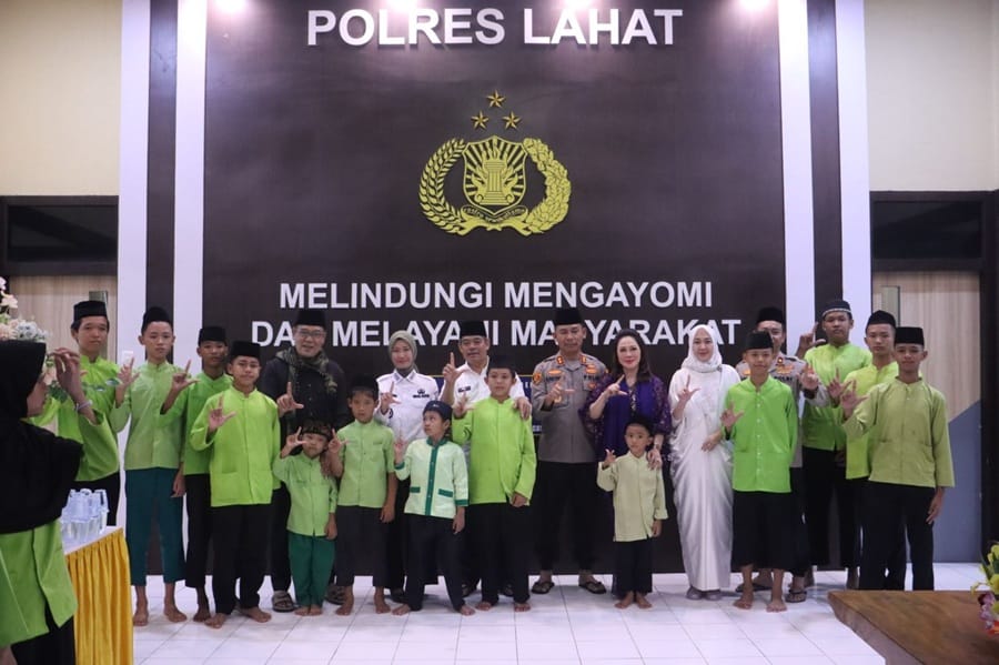 Polres Lahat Gelar Buka Puasa Bersama Anak Yatim dan Awak Media, Perkuat Kebersamaan di Bulan Ramadan