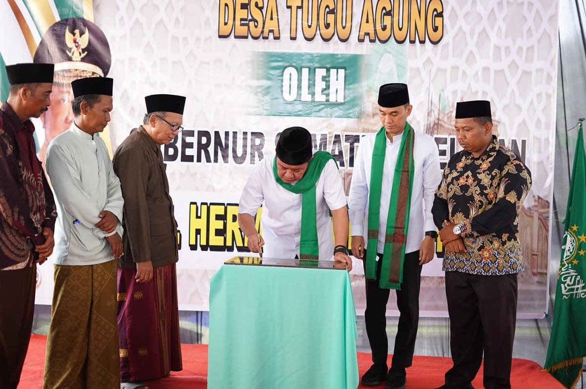 Gubernur Sumsel Herman Deru Resmikan Masjid Agung Al-Huda di OKI