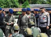 Demi Misi Kemanusian, Polri Gelar Apel Pasukan Operasi AB Moskona 2025 di Teluk Bintuni