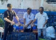Bea Cukai Fakfak Musnahkan Barang Ilegal Senilai Rp 27 Juta, Termasuk Rokok dan MMEA