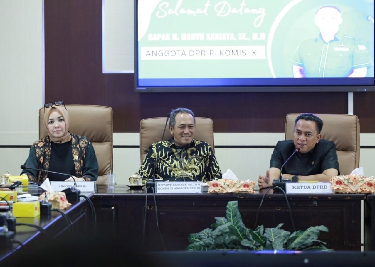 Anggota DPR-RI Komisi XI H. Wahyu Sanjaya Lakukan Kunjungan Kerja ke DPRD Kota Prabumulih
