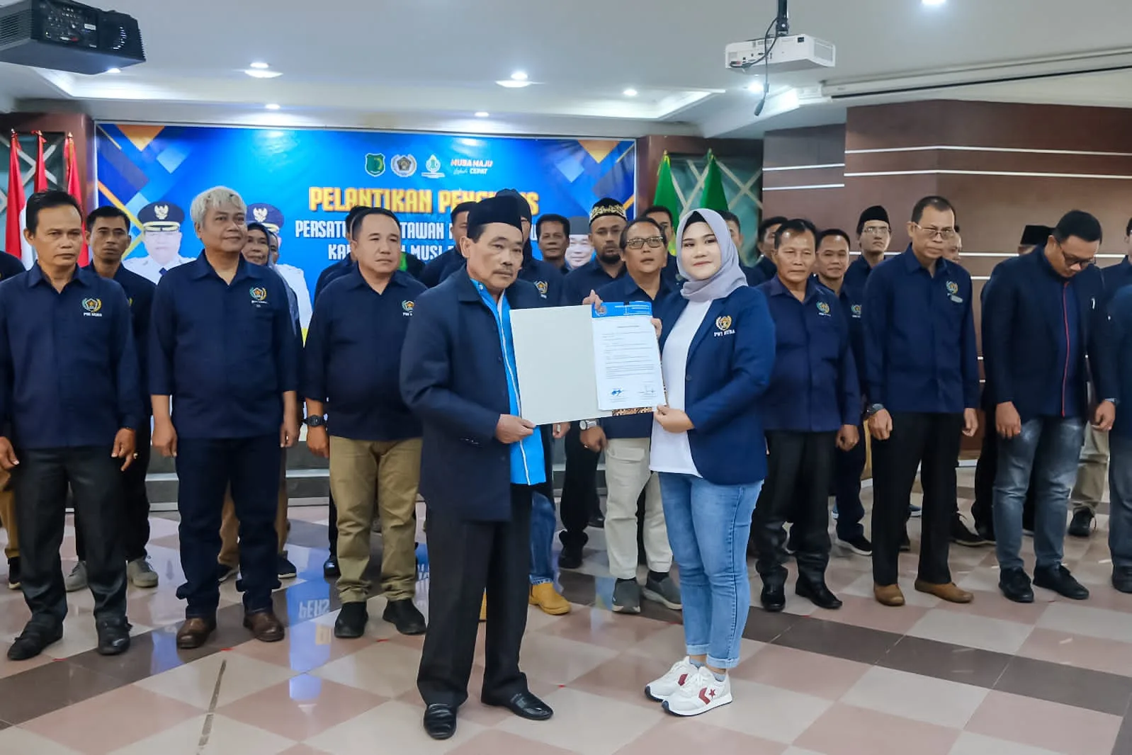 Pelantikan PWI Muba, Bupati H M Toha Ingatkan Peran Strategis Pers