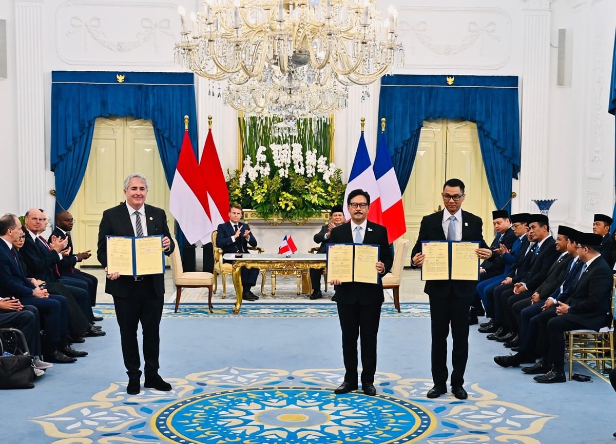 Langkah Berani Menuju Nol Emisi, PLN, HDF Energy, dan PT SMI Kolaborasi Hidrogen di Hadapan Prabowo dan Macron