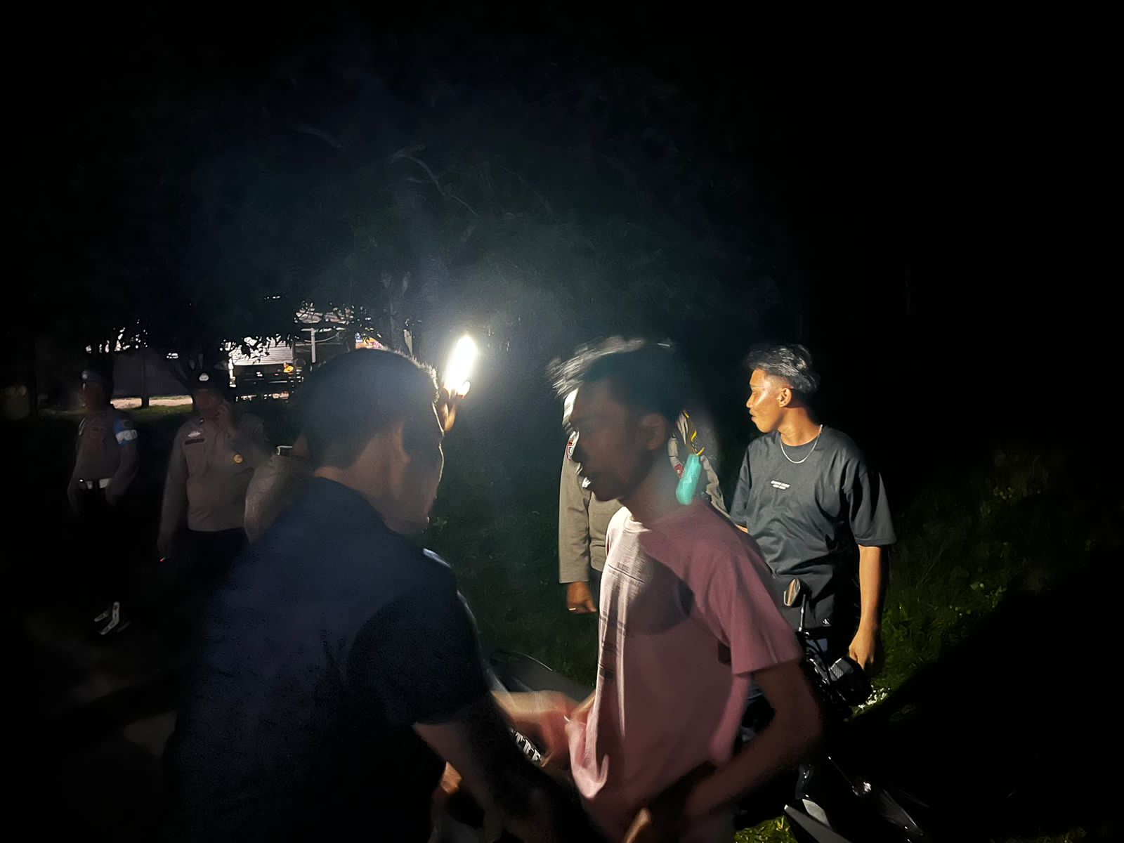Polsek Penukal Utara Gelar Razia Terpadu, Cegah Pekat dan 3C di Malam Hari