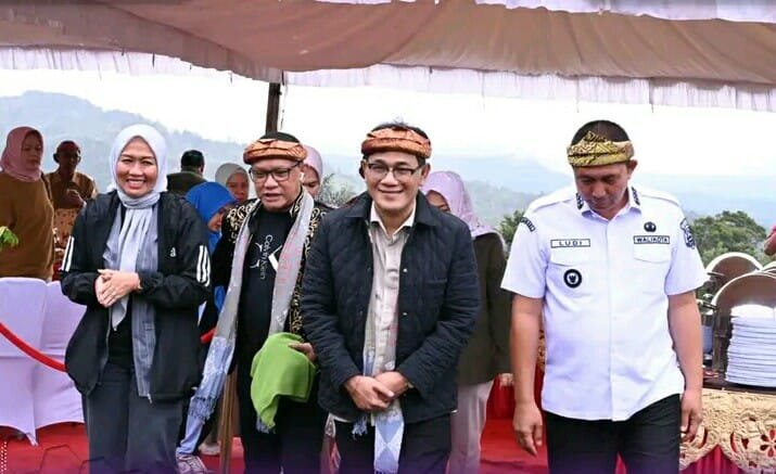 Wali Kota Ludi Oliansyah Sambut Kunjungan Budiman Sudjatmiko, Tinjau Bazar HUT Kota