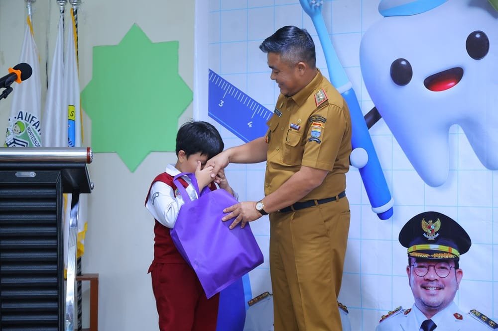 Palembang Sehat, RSUD BARI Mulai Program Dentist Goes To School di SD Islam Al Alifah