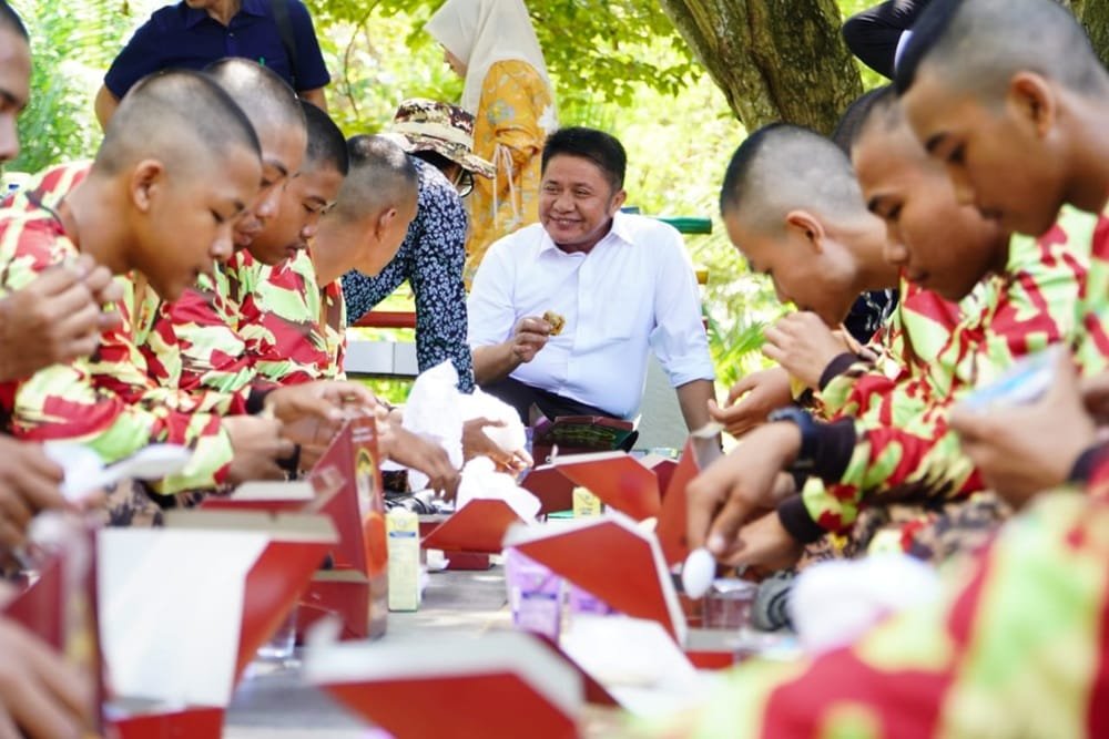 Retret Pelajar Sumsel Dapat Kunjungan Gubernur, Herman Deru: Kalian Cikal Bakal Pemimpin Masa Depan