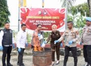 Polres Fakfak Musnahkan Barang Bukti Ganja dari Dua Kasus Narkotika