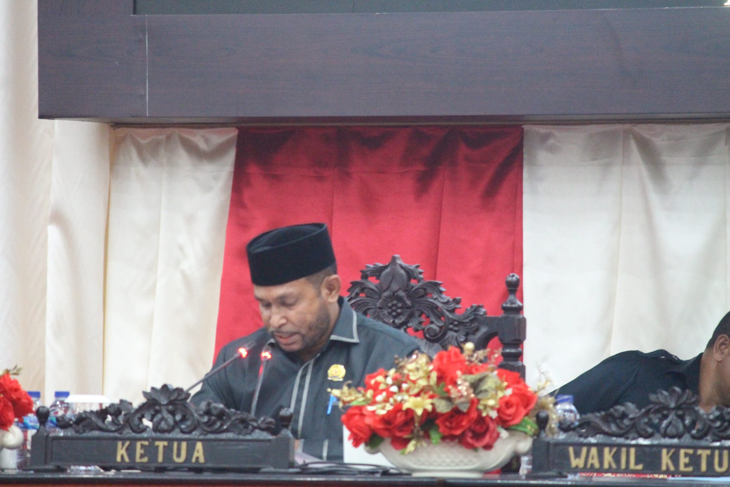 Ketua DPRK Fakfak Tutup Paripurna: Dorong Percepatan RPJMD dan RTRW 2025–2045