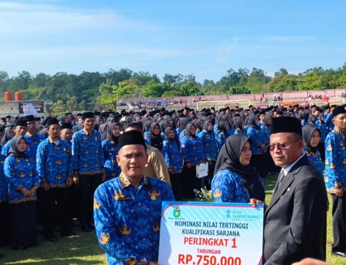 2.091 Pegawai Honorer Resmi Dilantik Jadi ASN PPPK, Wako Arlan: Jangan Hanya Absen, Harus Bekerja!