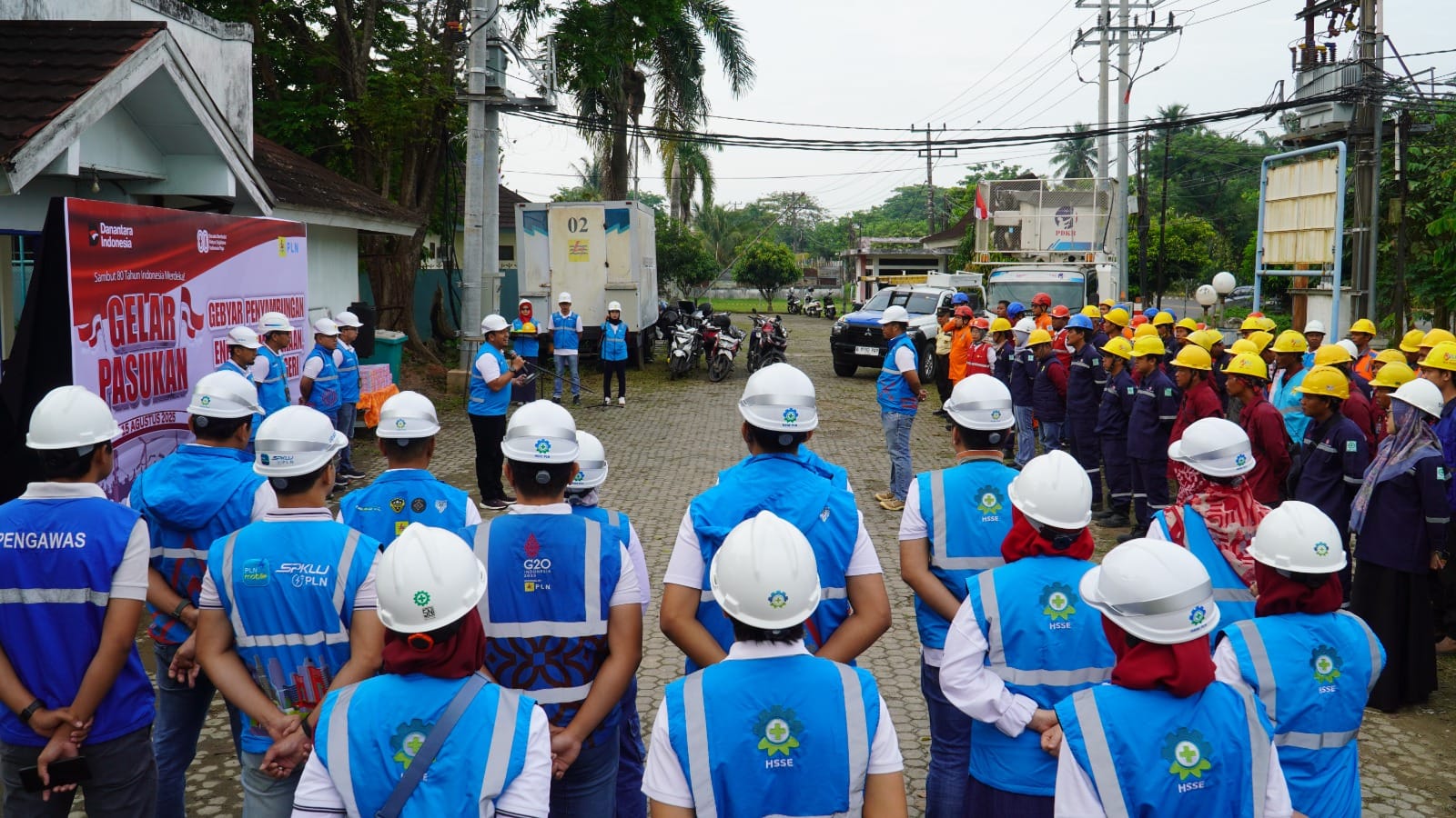 PLN UP3 Palembang Siagakan 125 Personel, Pastikan Listrik Andal Sambut HUT ke-80 RI