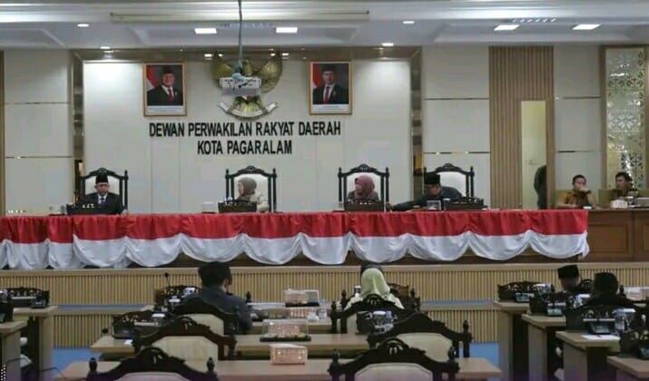 Wali Kota Pagar Alam Sampaikan Jawaban Fraksi DPRD Terkait 8 Raperda