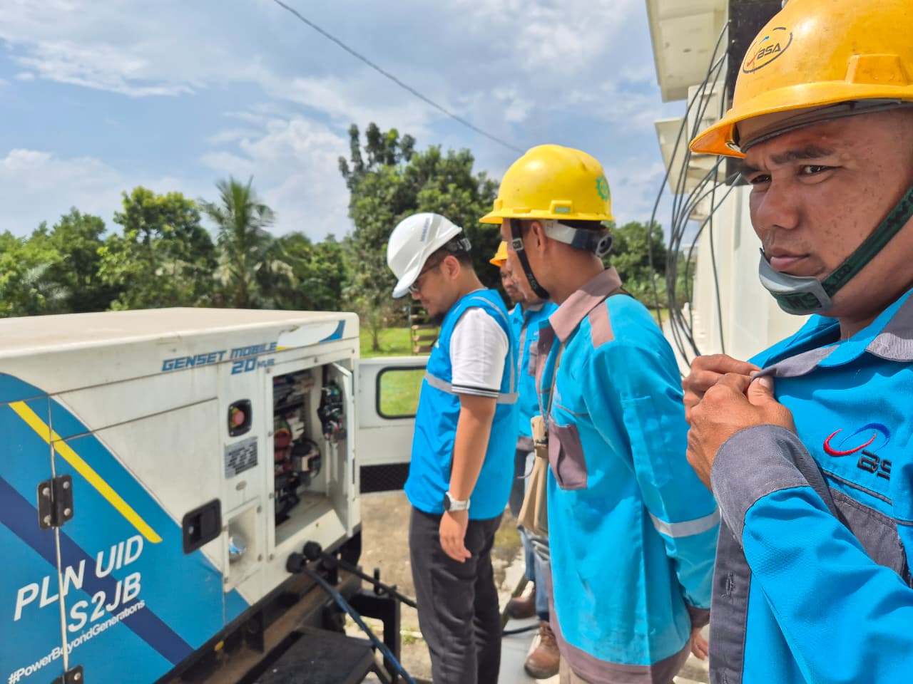 PLN ULP Seberang Kota Jaga Listrik Tanpa Kedip di Penutupan MTQ Danau Teluk
