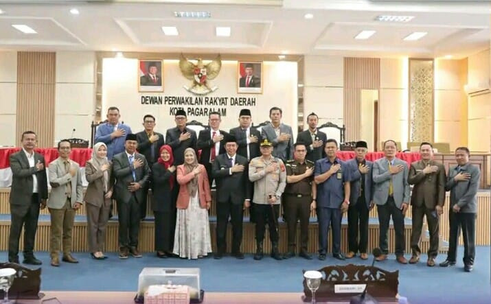 Wali Kota Pagar Alam Sampaikan 8 Usulan Raperda dalam Rapat Paripurna DPRD