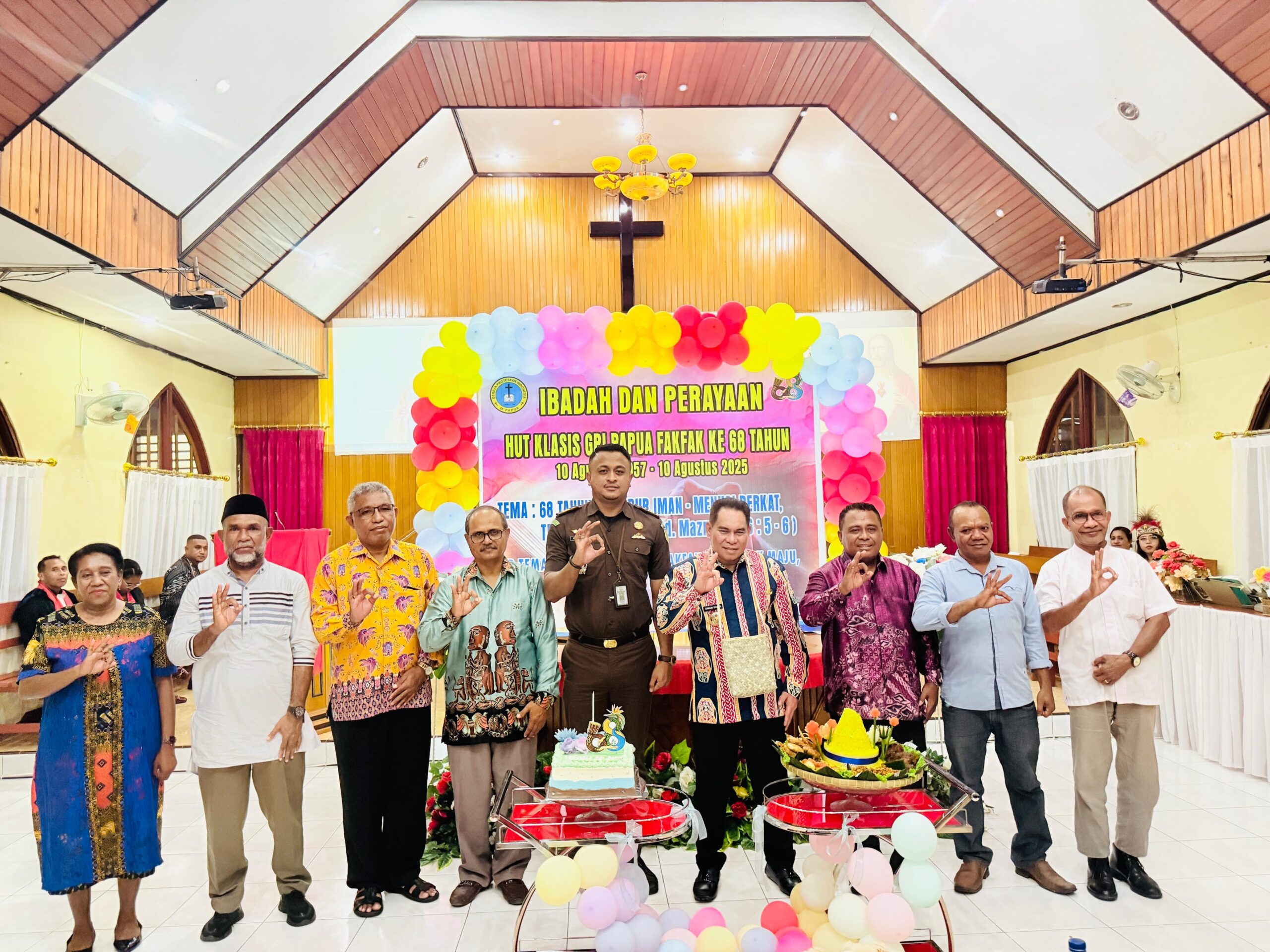 Bupati Fakfak Ajak Klasis GPI Papua Fakfak Perkuat Pelayanan di Usia ke-68