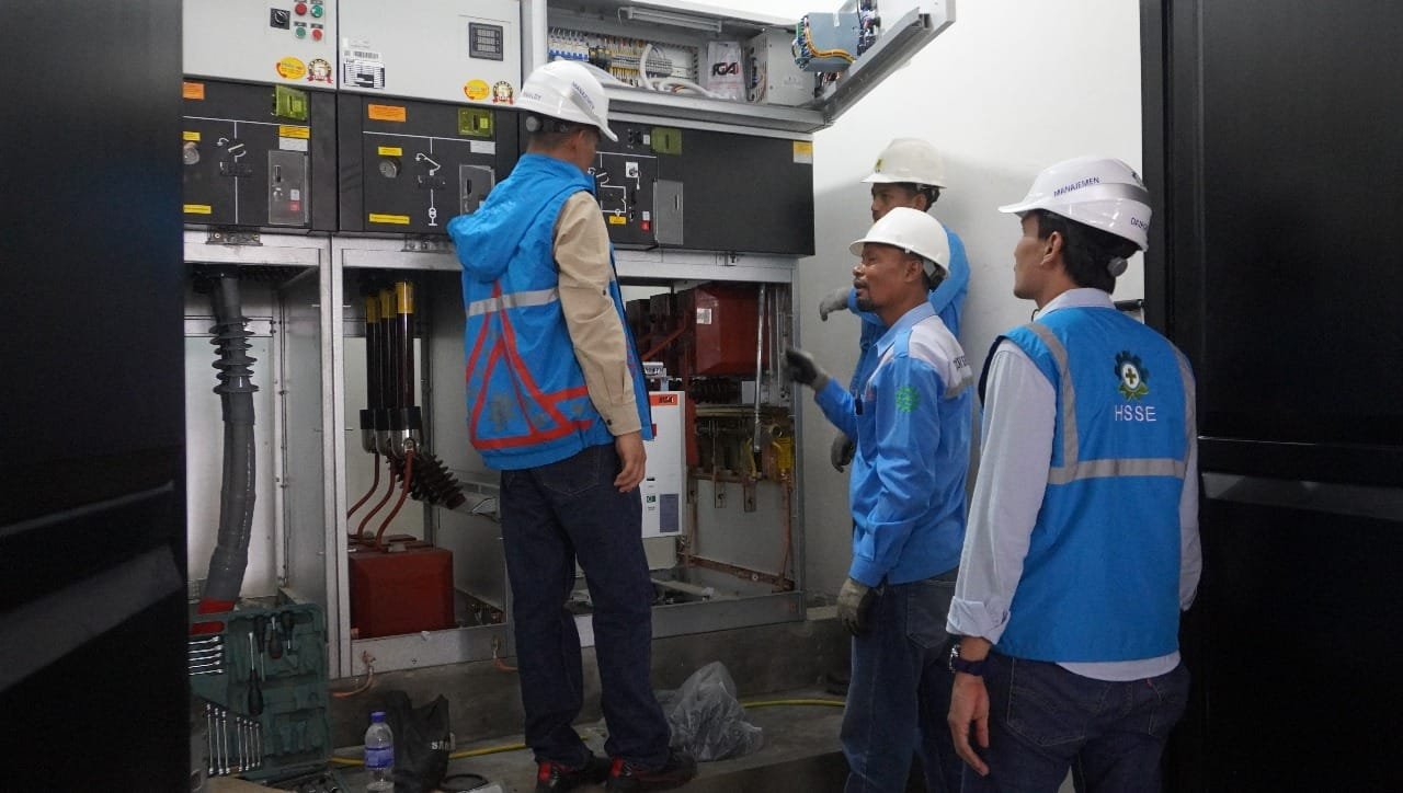PLN UP3 Jambi Sambut Hari Pelanggan Nasional, Pasok Listrik 690 kVA untuk PT Rezeki Makmur Bersinar