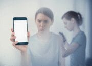 Ghosting, Menguak Alasan Mengapa Seseorang Tiba-tiba Menghilang Tanpa Jejak