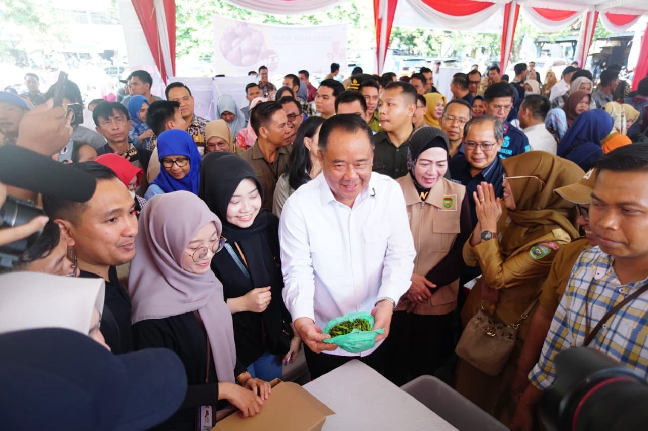 Wagub Cik Ujang: Operasi Pasar Murah Wujud Gotong Royong Kendalikan Harga