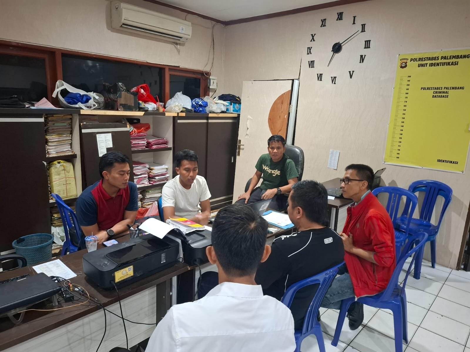 Polisi Tangkap Warga Plaju Terlibat Pengeroyokan Brutal