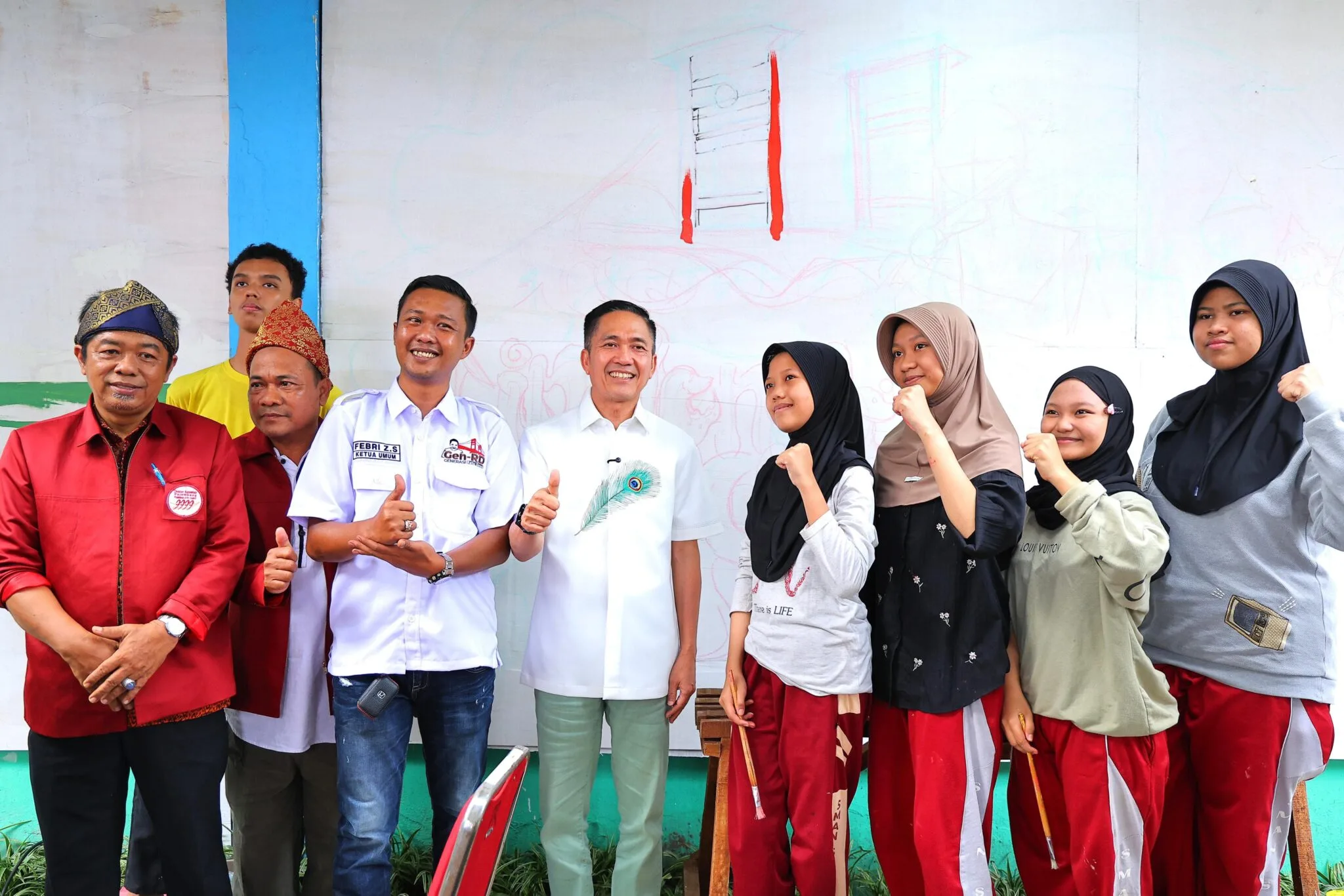 Lomba Mural Grafiti “Goresan Cindo Palembang Belagak”, Kreativitas Anak Muda Warnai Sudut Kota