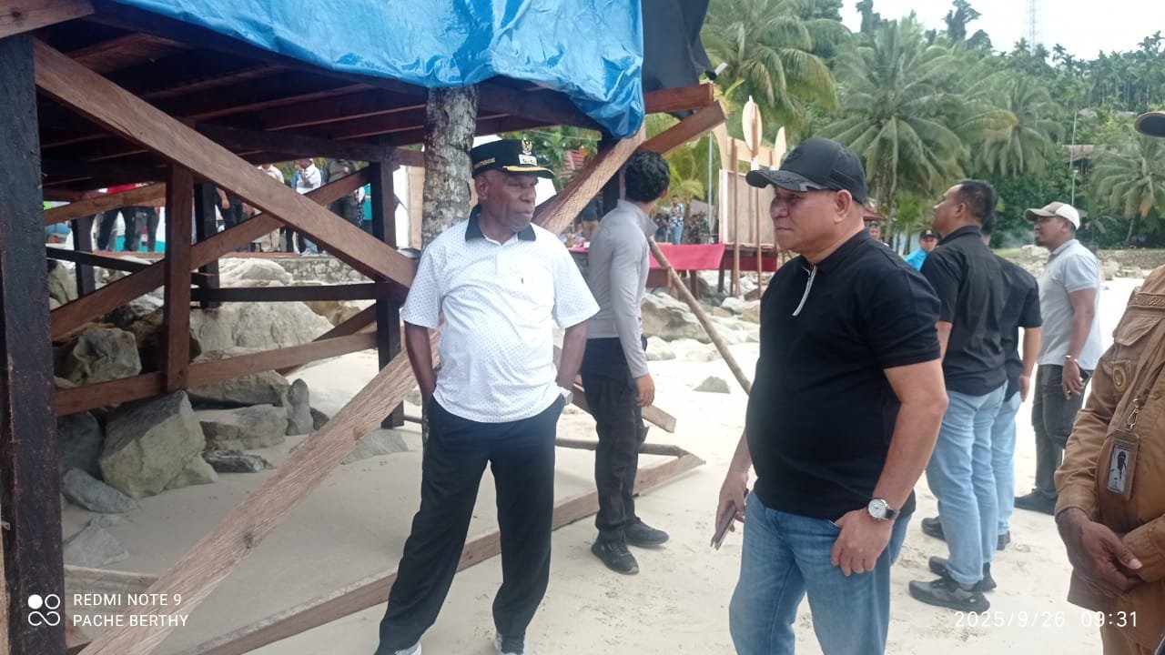 Tinjau Persiapan MTQ XI di Distrik Fakfak Timur Tengah, Ini Pesan Bupti Samaun