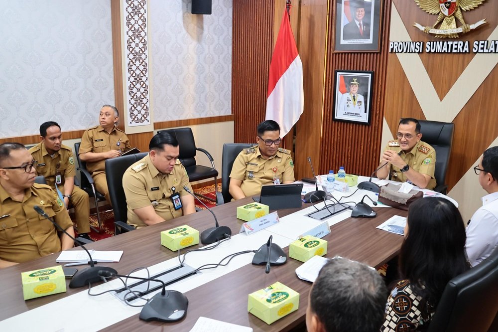 Sekda Sumsel Edward Candra Tegaskan Percepatan Serah Terima Rusun Pekerja Palembang