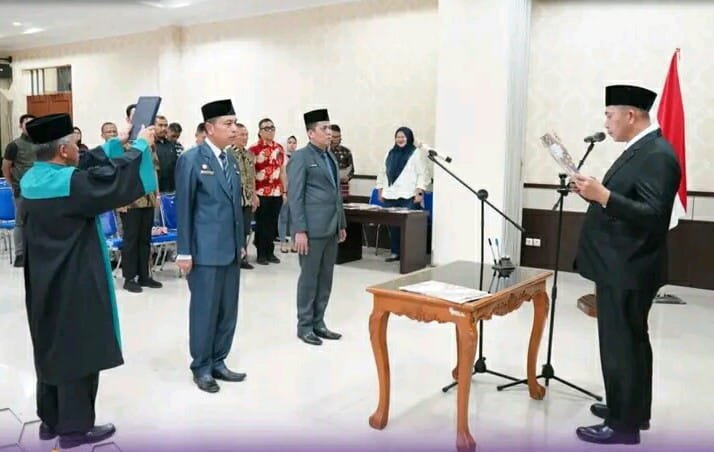 Pagar Alam Lantik Pejabat Pimpinan Tinggi Pratama, Wali Kota Tekankan Kerja Cerdas dan Cepat