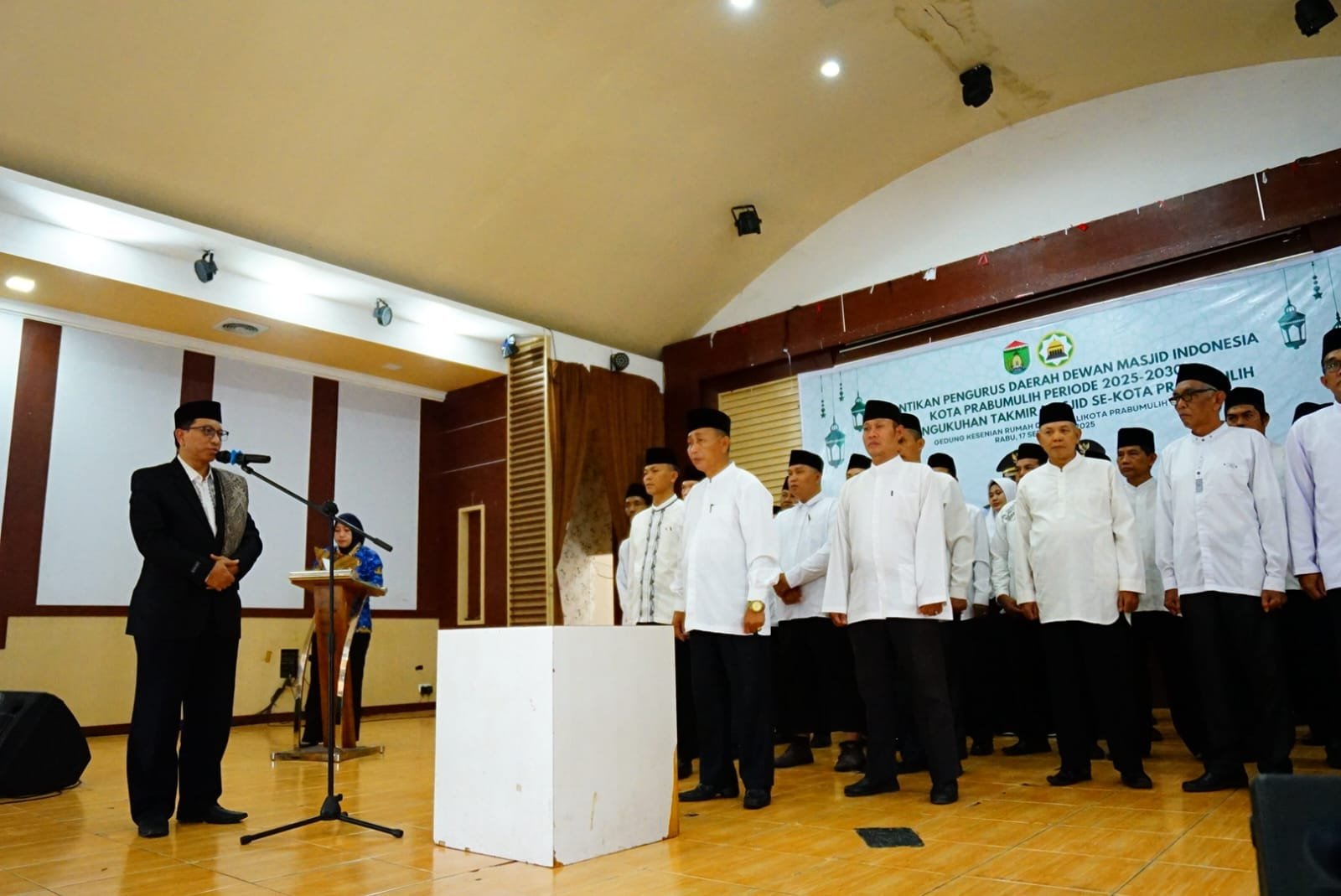 Pelantikan Pengurus PD DMI Kota Prabumulih 2025-2030, Wali Kota Tekankan Peran Masjid Sebagai Pusat Persatuan