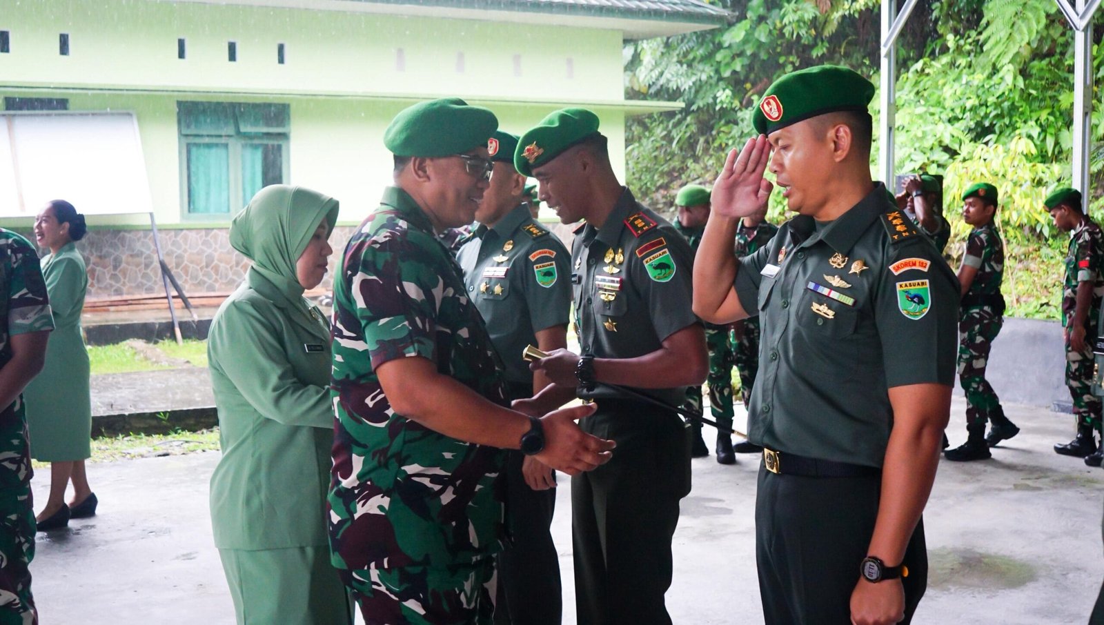 Danyonif TP 808/MM Beserta 21 Prajurit Korem Naik Pangkat, Danrem Pesan Jaga Profesionalisme Dalam Bertugas