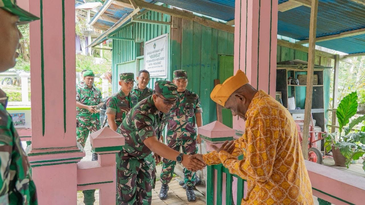 Bagikan Tali Asih untuk Veteran, Danrem 182/Jo: Veteran Sumber Inspirasi Bagi Generasi Penerus Bangsa