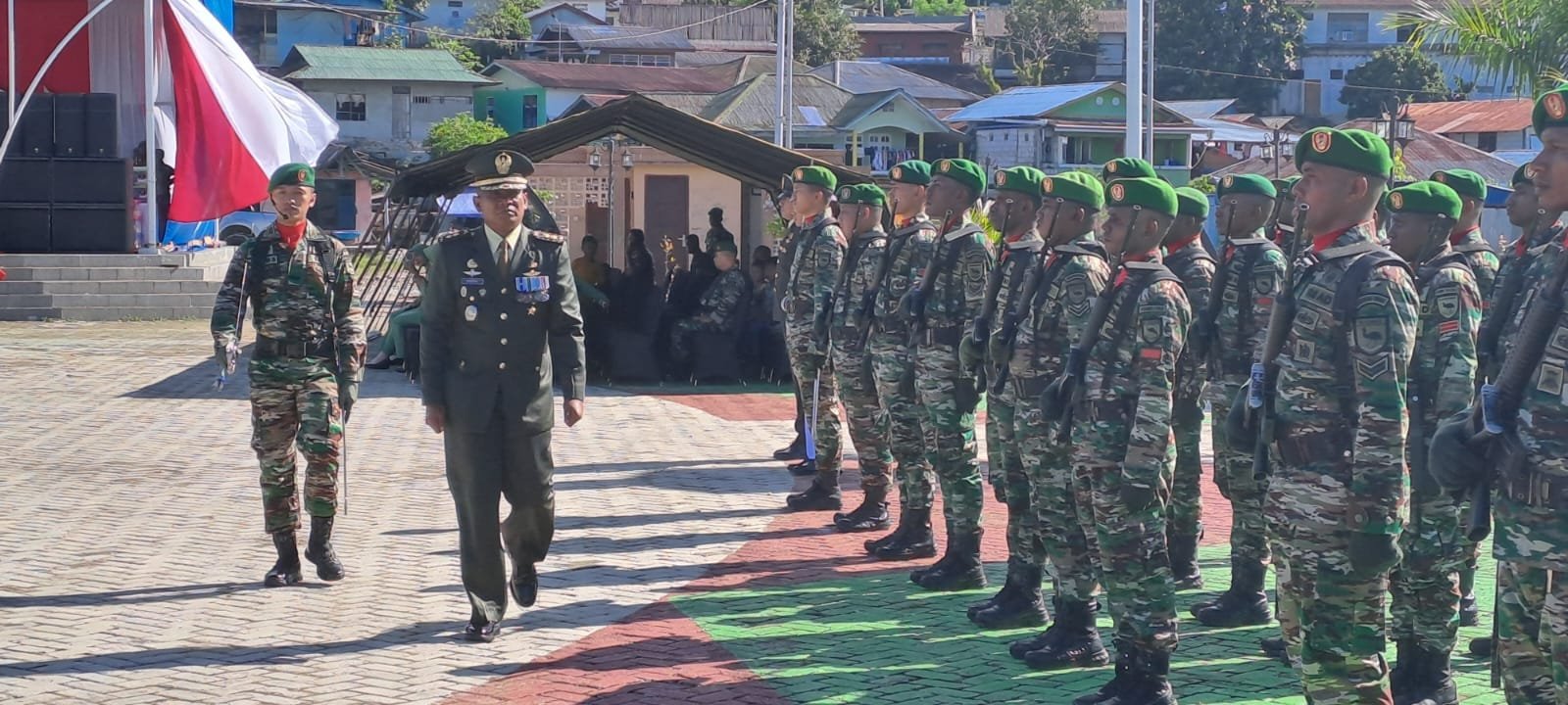 TNI ke-80 di Fakfak: Panglima TNI Tegaskan TNI Lahir dan Berjuang untuk Rakyat