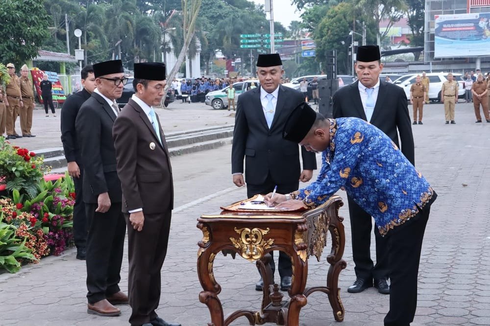 1.560 PPPK Resmi Dilantik, Wali Kota Ratu Dewa Tegaskan Tidak Ada Perbedaan ASN