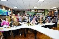 “Perempuan Penjaga Hutan, Deteksi Dini Kanker Payudara”