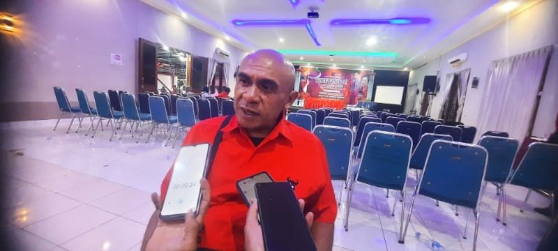 Siap Bertarung di Pilgub Papua Barat, PDIP Fakfak Usung Wahidin Puarada Dampingi Markus Waran