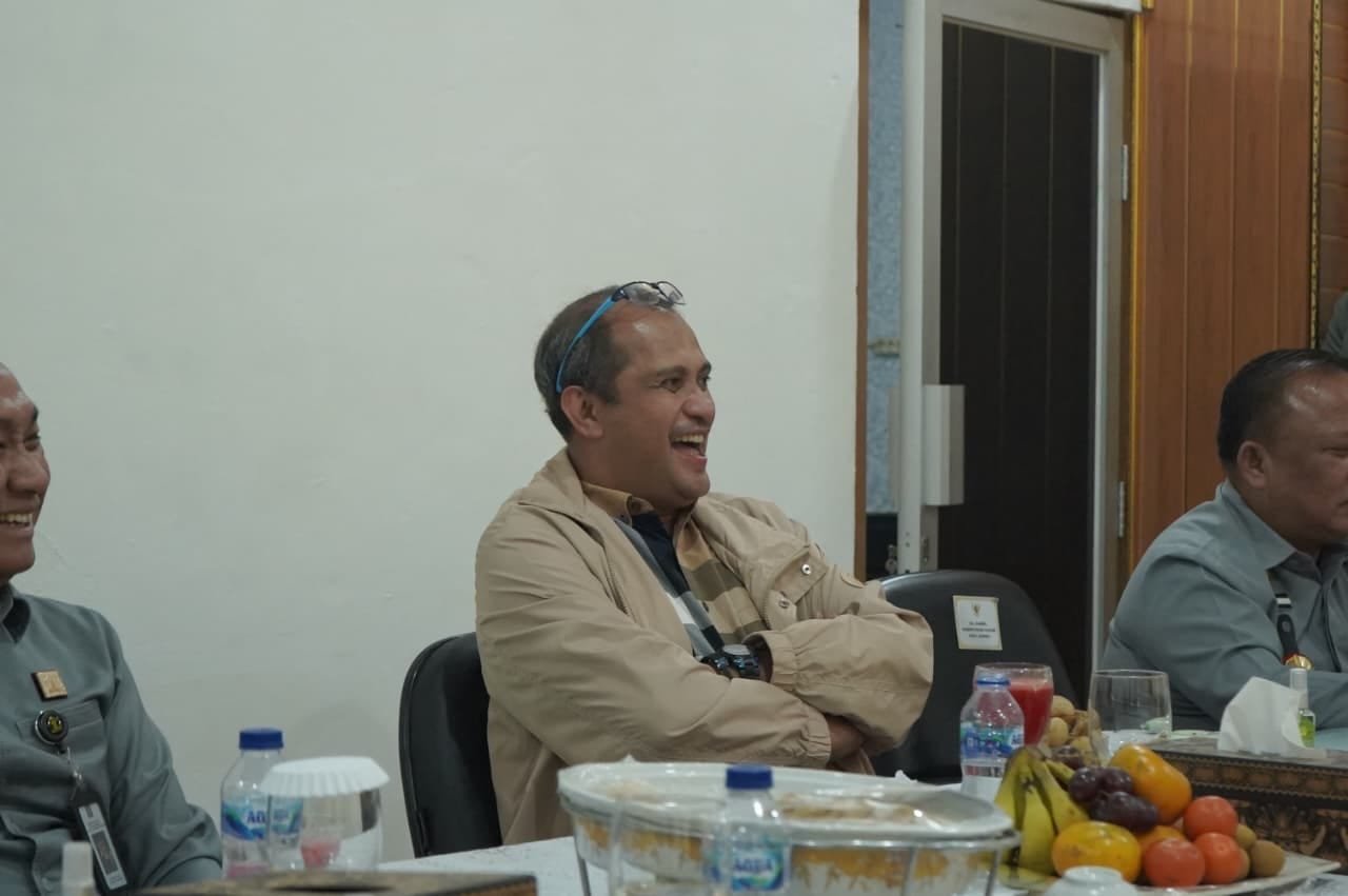 Satpol PP Sumsel Tegas, Edukatif, tapi Tetap Humanis