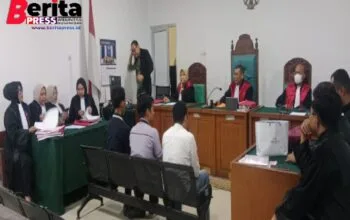 Junaidi Cs Edarkan Rokok Ilegal Dituntut Pidana 3 Tahun Penjara