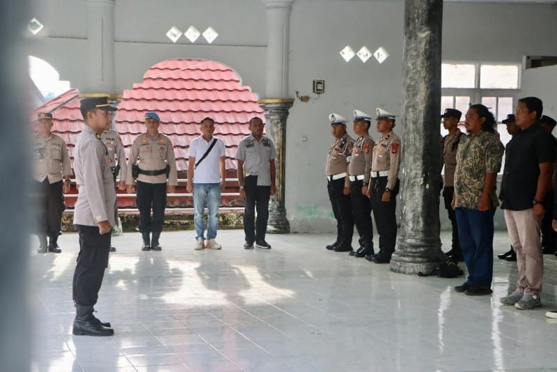 Kawal Demokrasi Akar Rumput, Polres Fakfak Sukses Amankan Pelantikan 11 Kepala Kampung