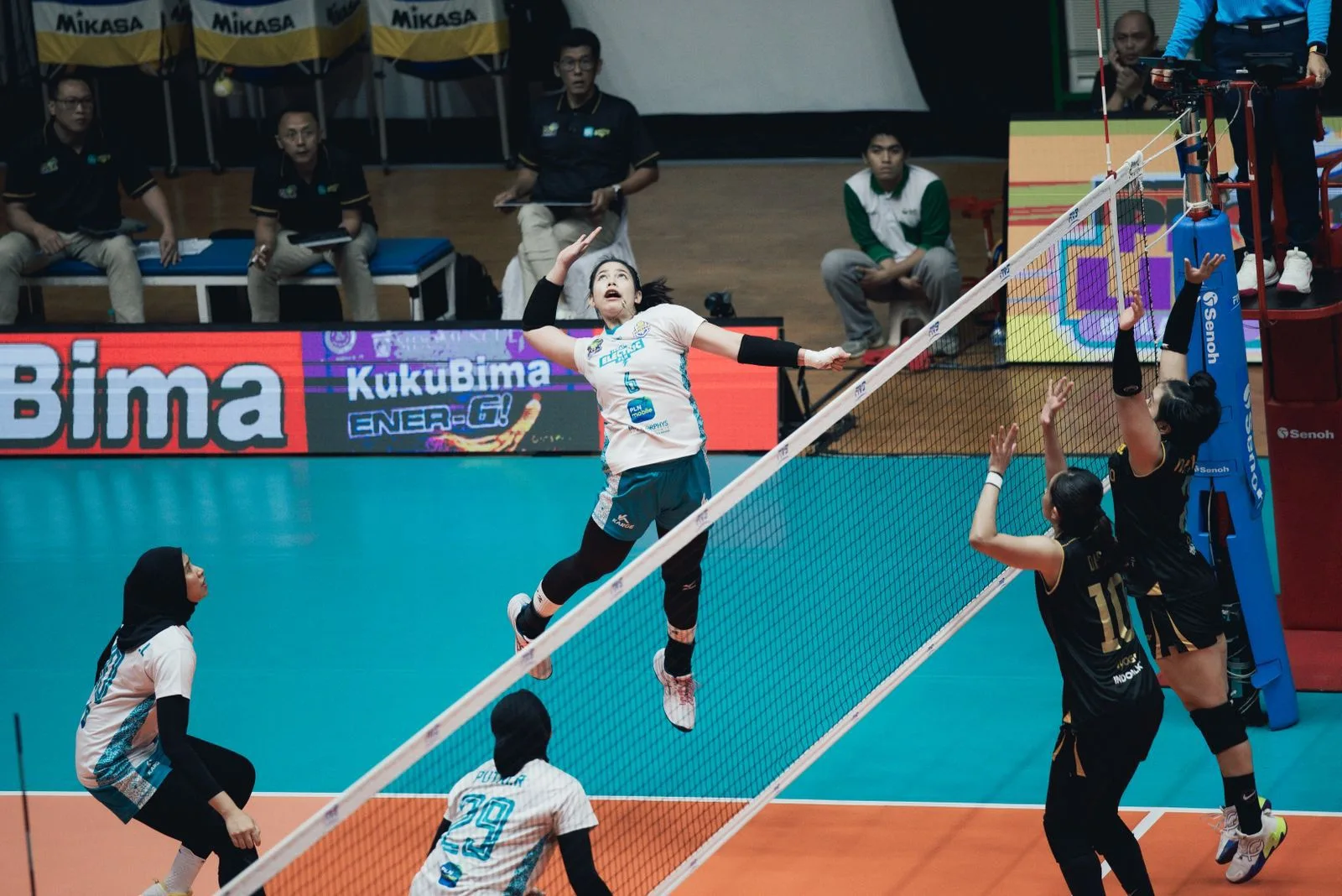 Sikat Popsivo Polwan 3-0, Jakarta Electric PLN Mobile Tutup Putaran Pertama Proliga 2026 dengan Gemilang