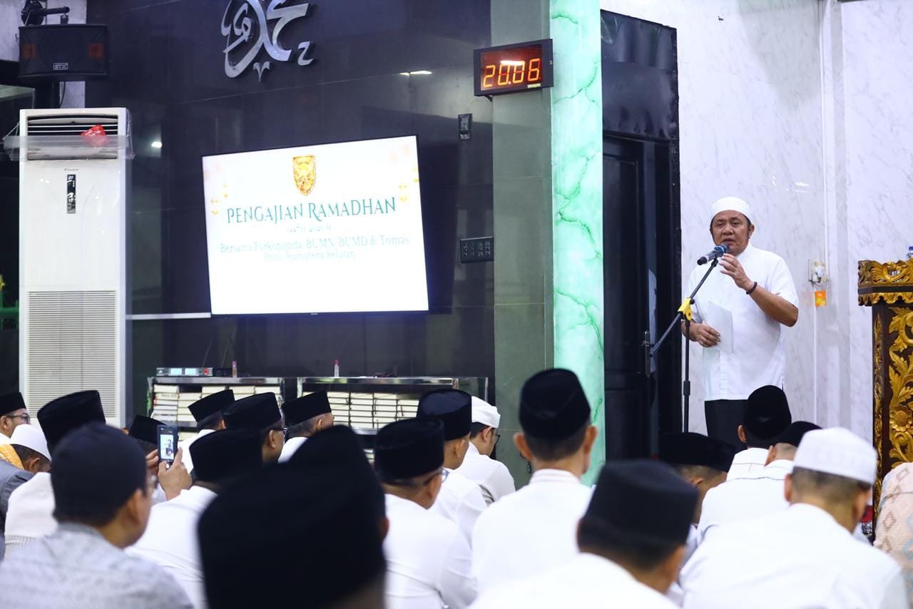 Pengajian Ramadan di Makodam II/Sriwijaya, Herman Deru Sampaikan Duka Wafatnya Alex Noerdin
