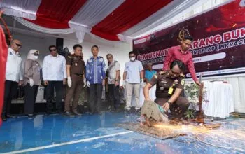 Kejari OKI Musnahkan Barang Bukti, PNBP Tembus Rp1,23 Miliar