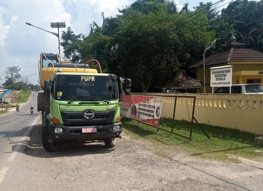 Polda Sumsel Tertibkan Truk ODOL di Jalur Mudik, Kendaraan Sumbu Tiga Dialihkan ke Kantong Parkir