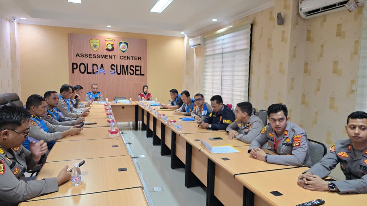 Perkuat SDM Unggul, Polda Sumsel Gelar Seleksi S-2 STIK dan Beri Penghargaan Personel Berprestasi