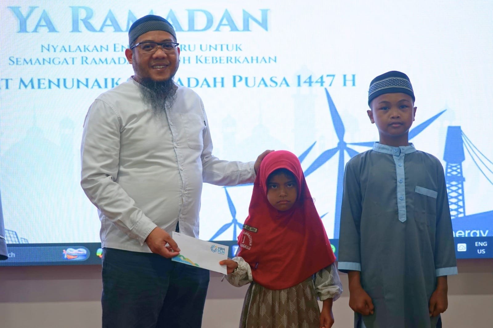 461 Warga Terima Manfaat Program Ramadhan Berbagi YBM PLN UP3 Bengkulu