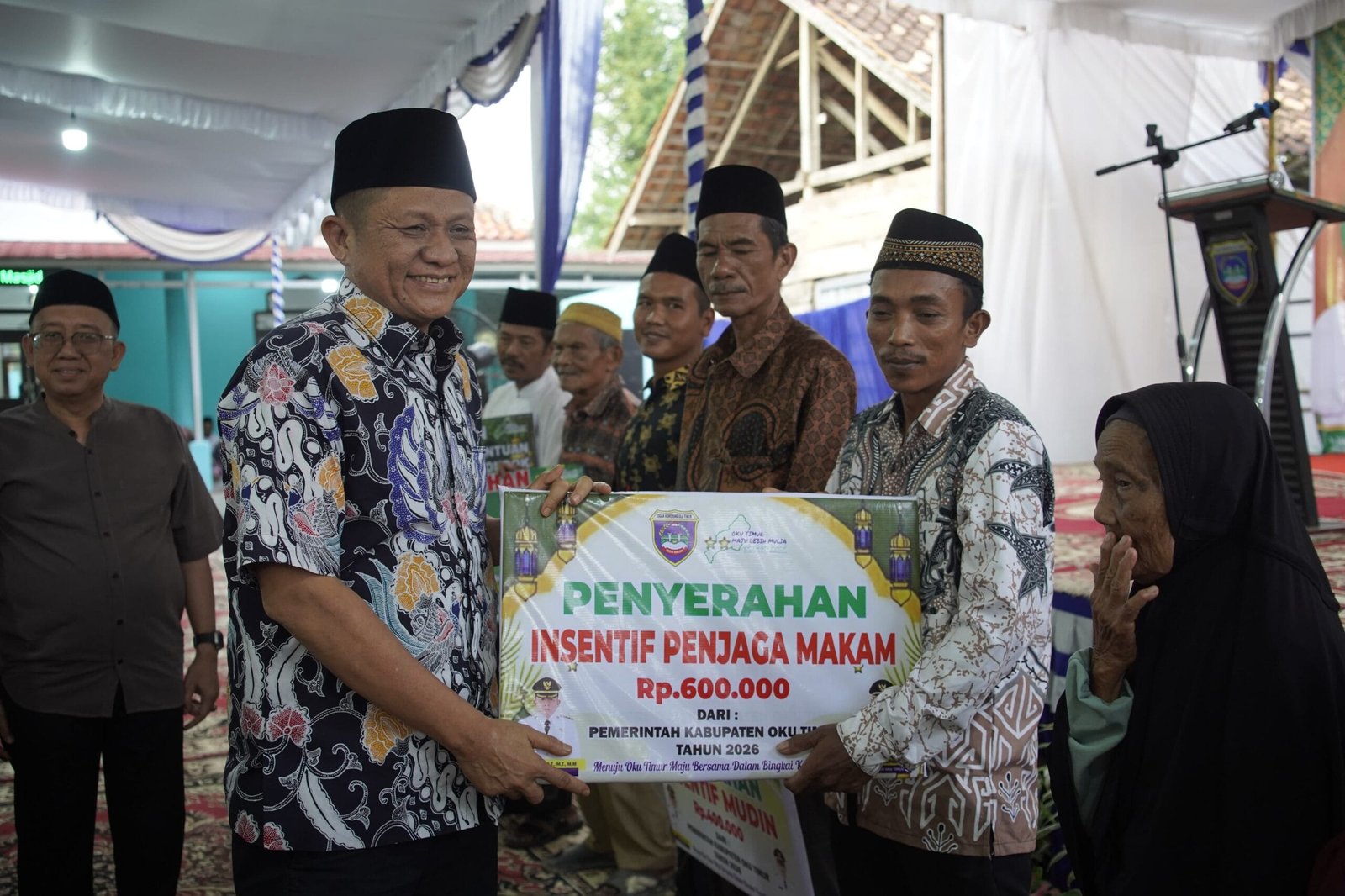 Safari Ramadhan ke-3, Enos Tegaskan Komitmen Pemkab OKU Timur Hadir dan Mendengar Langsung Aspirasi Warga