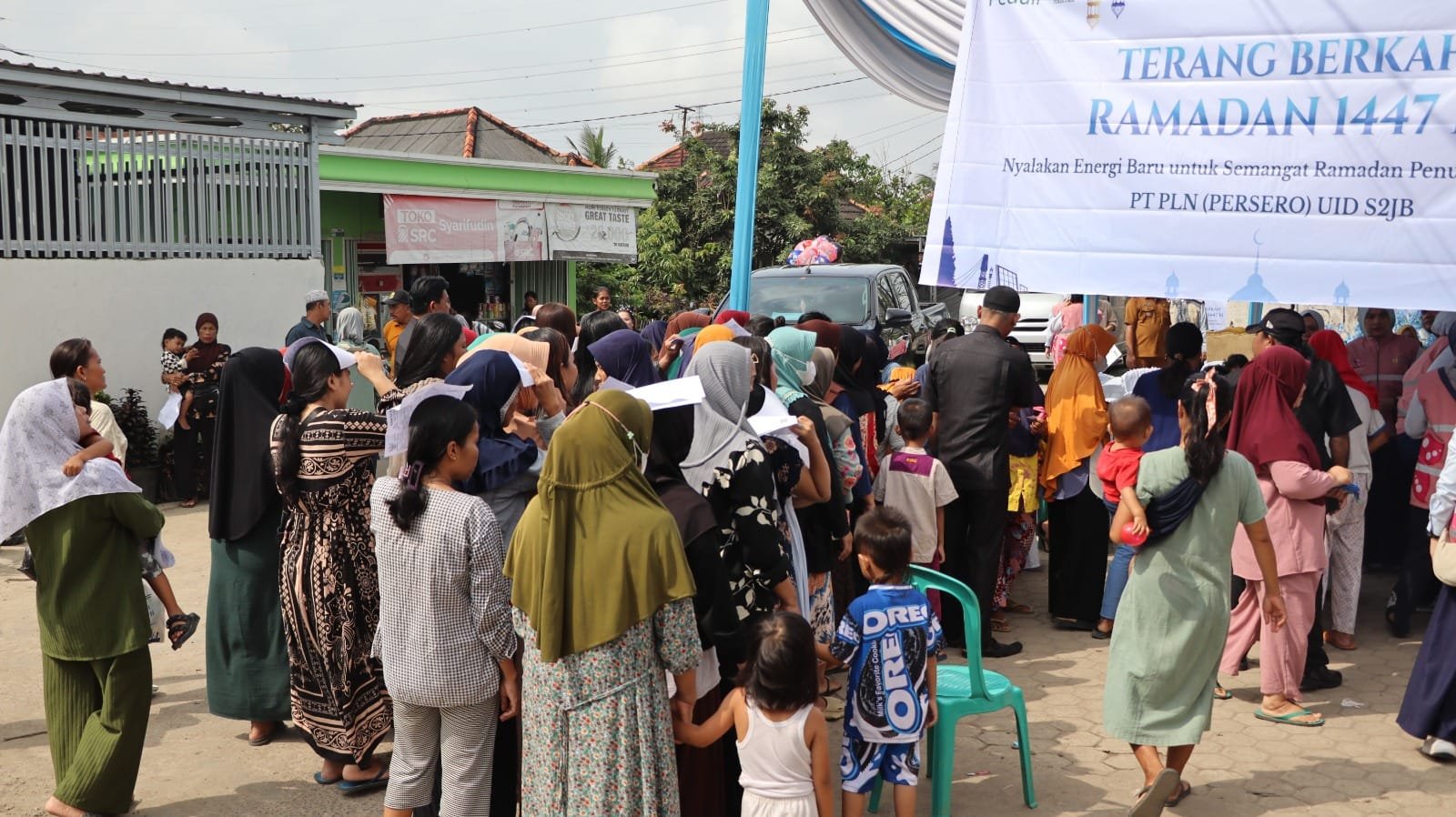 Bantu Warga Saat Ramadan, PLN UID S2JB Gelar Pasar Murah di Jakabaring