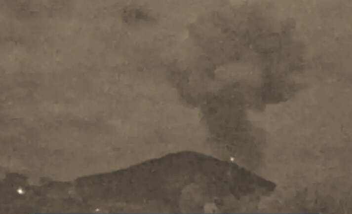 Gunung Gunung Dempo Erupsi Dini Hari, Kolom Abu Capai 2,5 Km