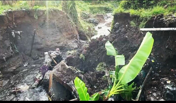 Siring Ayik Bumi Agung Jebol Diterjang Hujan, Ribuan Warga Dempo Utara Terancam Krisis Air