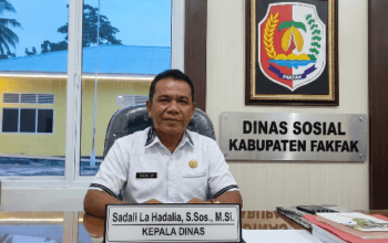 Sadali La Hadalia Perketat Ground Check Pastikan Bansos Fakfak Hanya Untuk Warga Layak