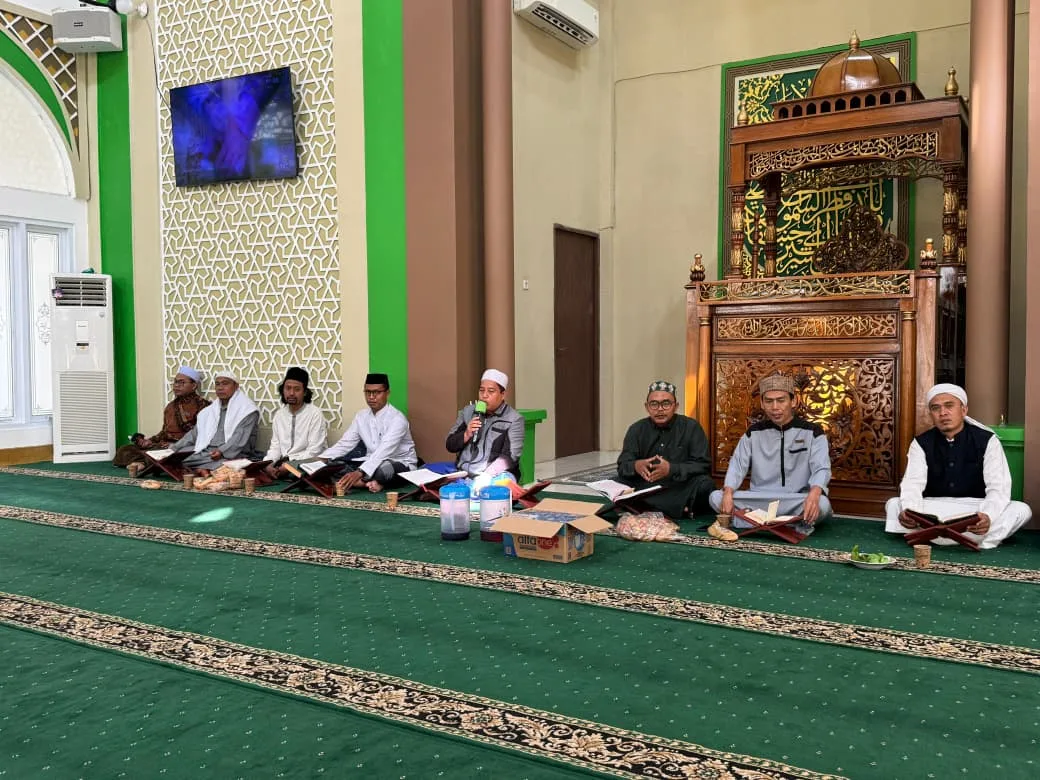 Kapolda Sumsel Pimpin Khotaman Al-Qur’an Serentak di 10 Ponpes