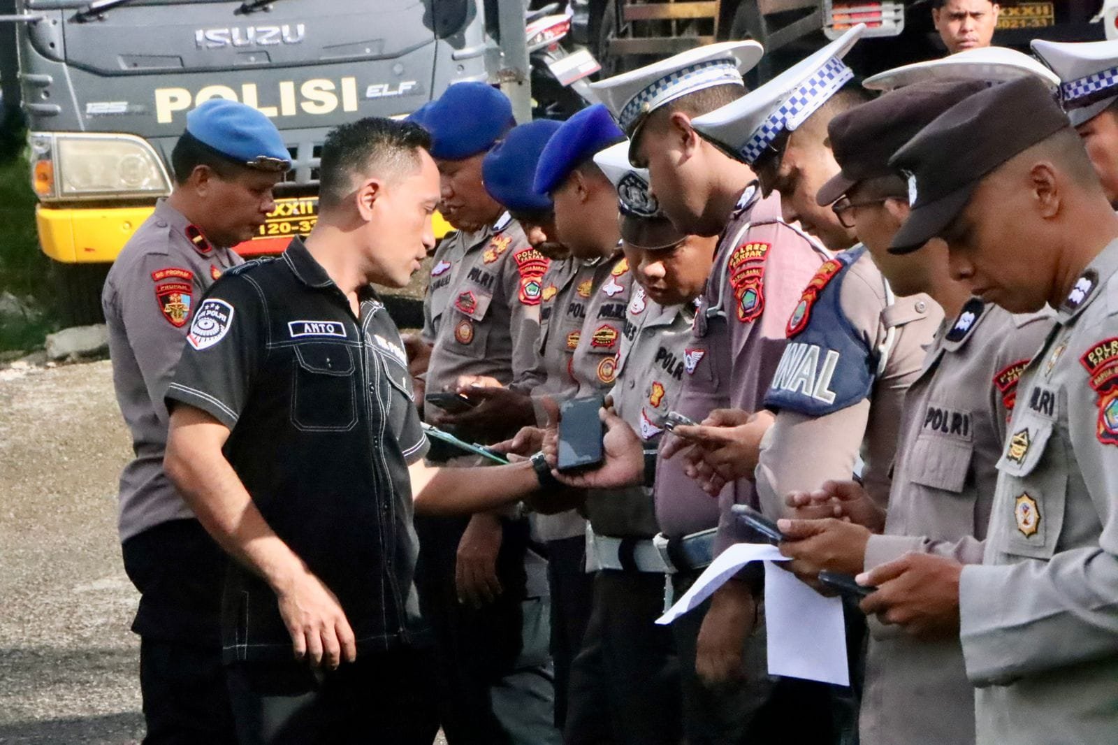 Tingkatkan Pelayanan Publik, Personel Polres Fakfak Siap Jadi Edukator Digital Polri Super App